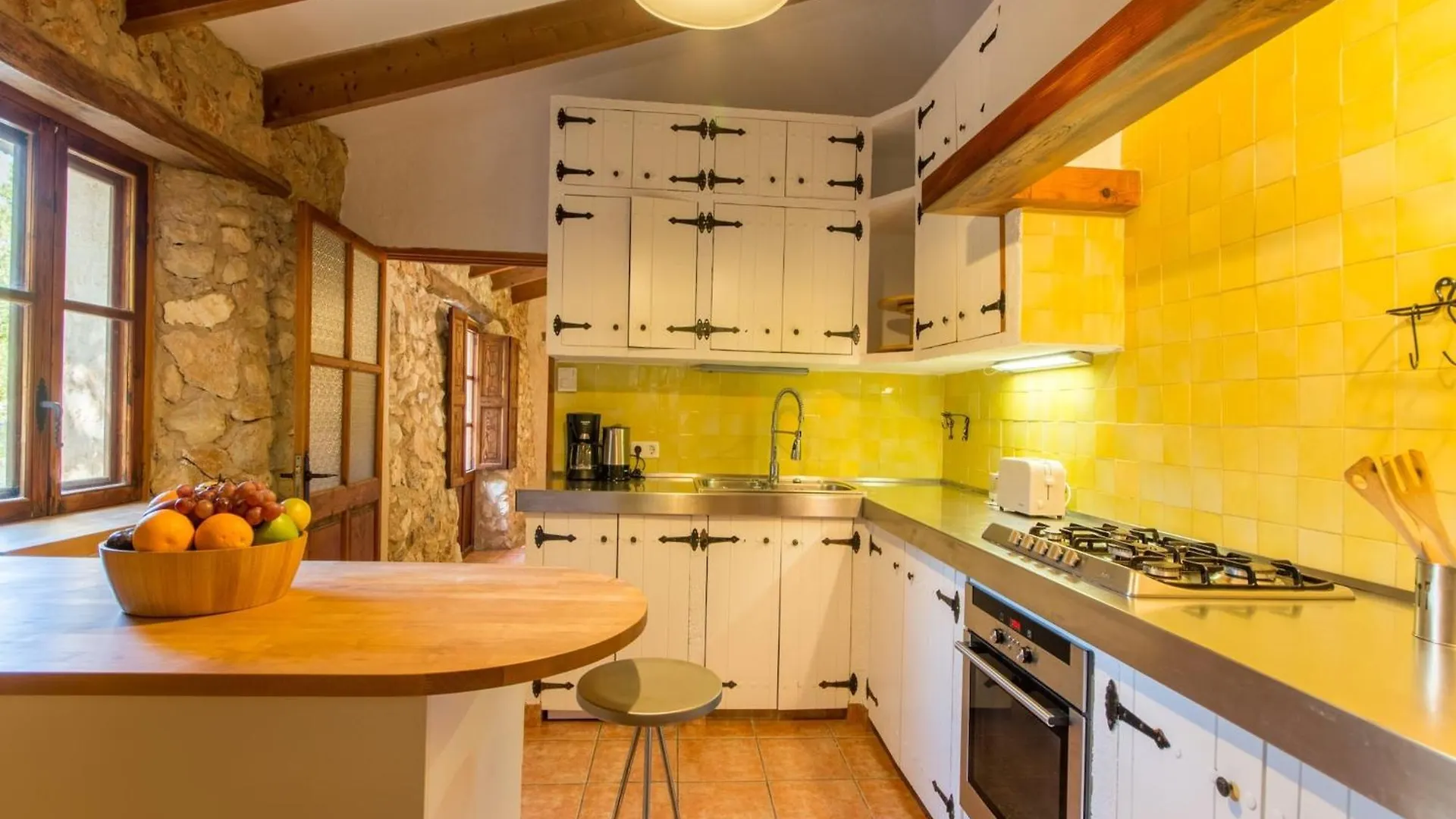 Delightful Country House In Búger Hébergement de vacances