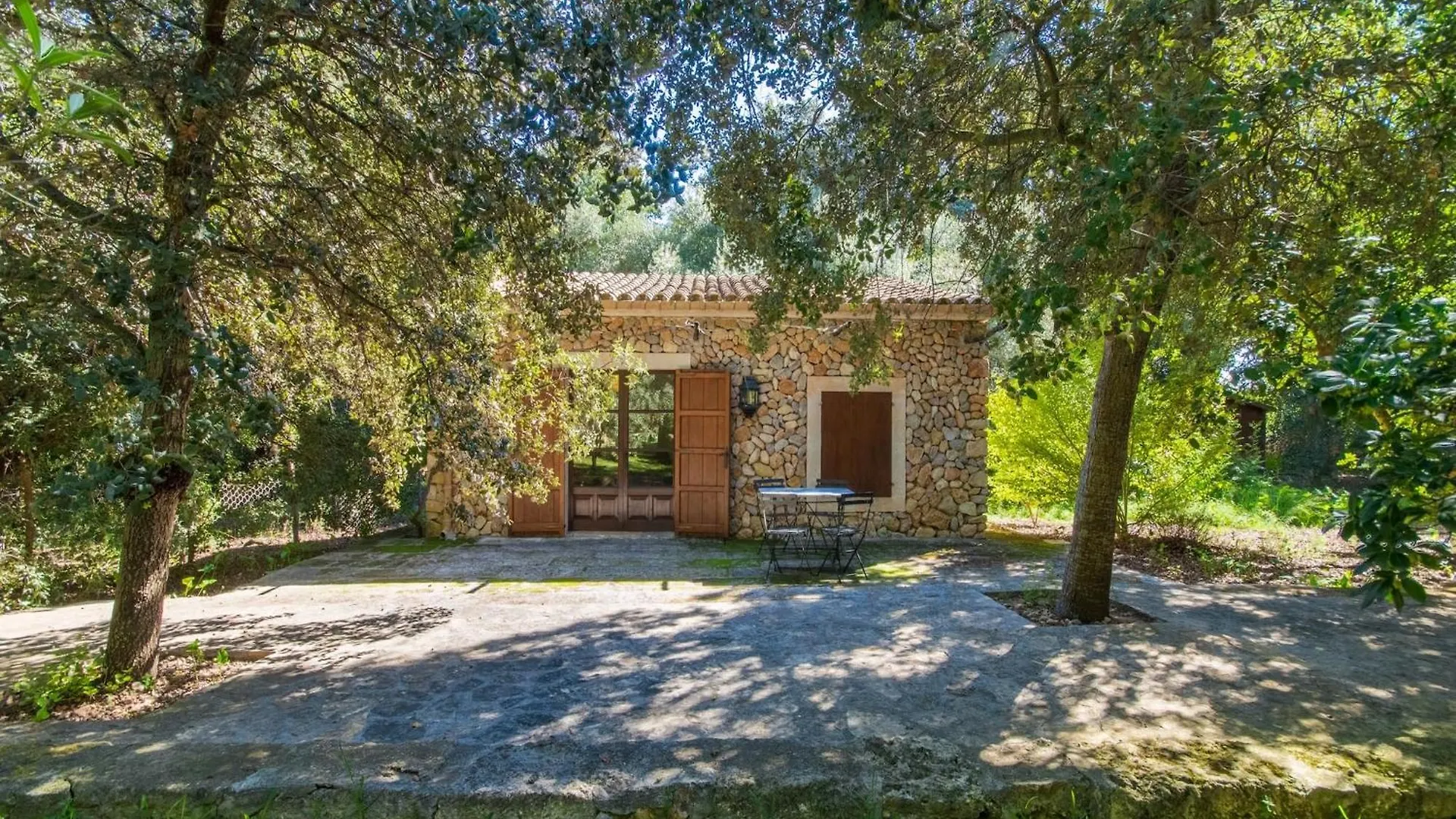 Delightful Country House In Búger